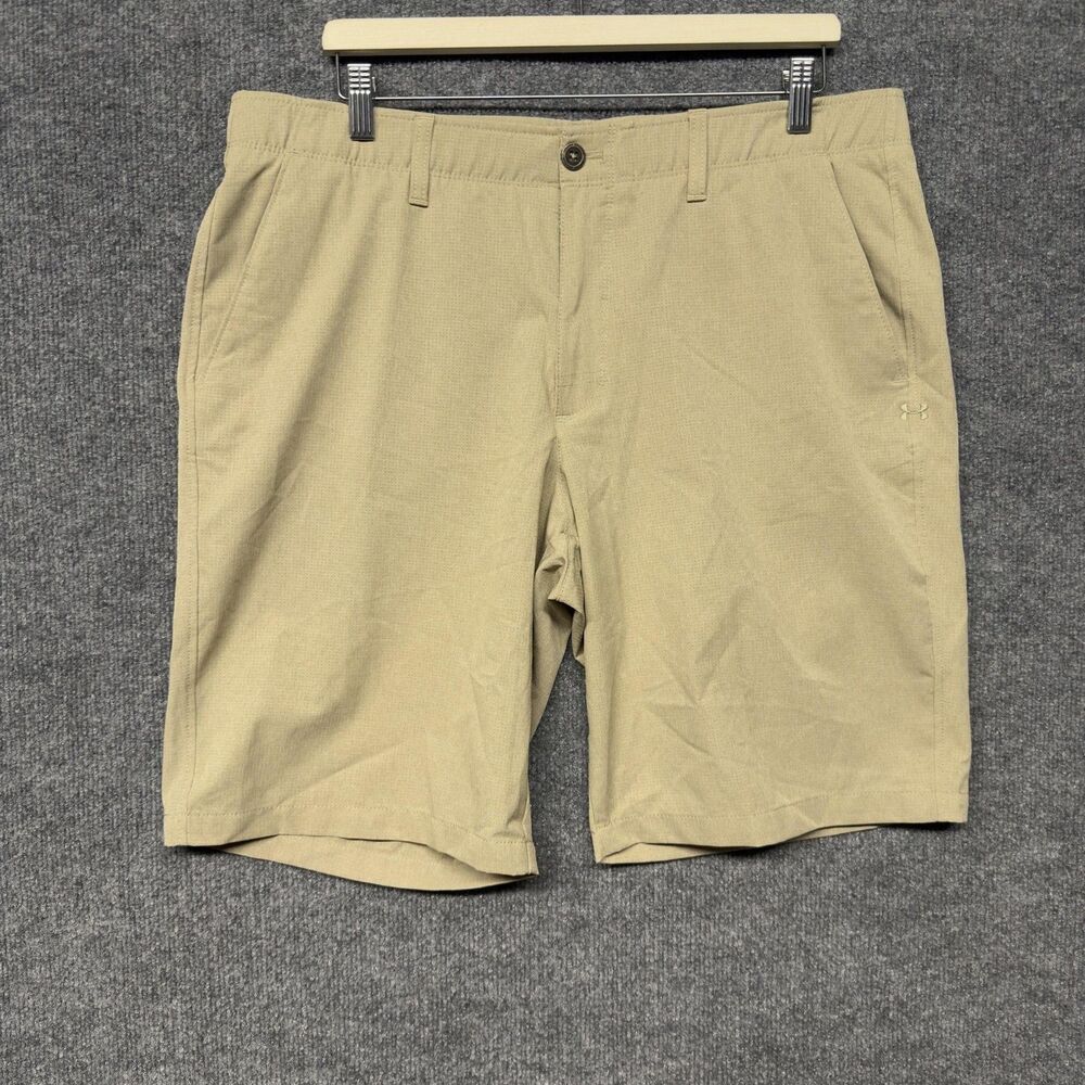 Under Armour Golf Shorts Mens 38(36) Beige HeatGear Lightweight Stretch Athletic